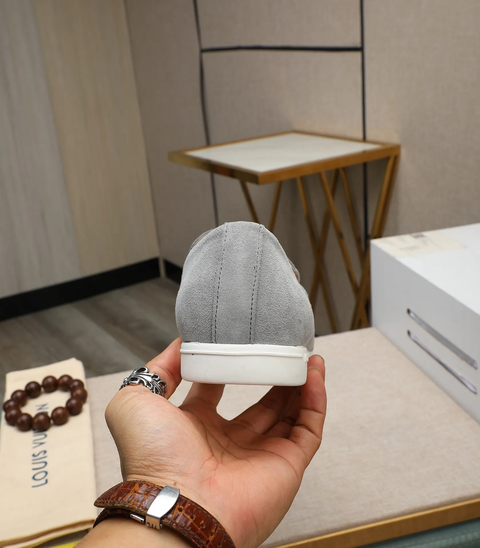 Men's shoes 💰520 📛📛【LOUIS VUITTON】Louis Vuitton 2024 official website synchronized new products 👟Milan fashion catwalk style 🇰🇾🇰🇾LV family logo, celebrity style, a must-have for fashionistas ⚠️First-layer calfskin ➕Genuine leather lining ➕Official website original version special outsole 👞Number 38-44